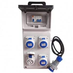 QUADRETTO DI DERIVAZIONE PRESE 4X220V 16A