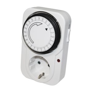 PRESA CASA 3X16A ATTACCO SCHUKO C/TIMER