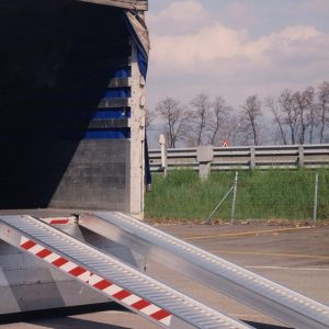 NOLEGGIO RAMPE ALL. KG. 3700 ML. 3.50 IN COPPIA per giorno