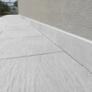 BATTISCOPA BIANCO CM. 50 H. 20 "FAVARO1"