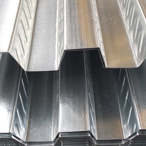 LAMIERA ZINCATA COLLABORANTE GRECATA CM. 60X6000 sviluppo H. 75