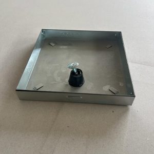 CHIUSINO ZINC. RIVESTIMENTO 8/10 CM. 24X24X3 "GRIDIRON"