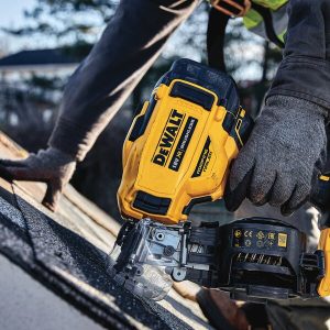CHIODATRICE BATTERIA P/TETTI DCN45RND2-QW "DEWALT"