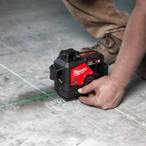 LIVELLA LASER VERDE "MILWAUKEE" M12 3PL-401C