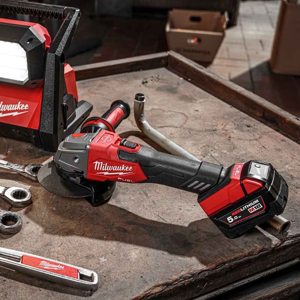 SMERIGLIATRICE ANGOLARE 18V M18 FSAGV125XB-OX senza batteria "MILWAUKEE"